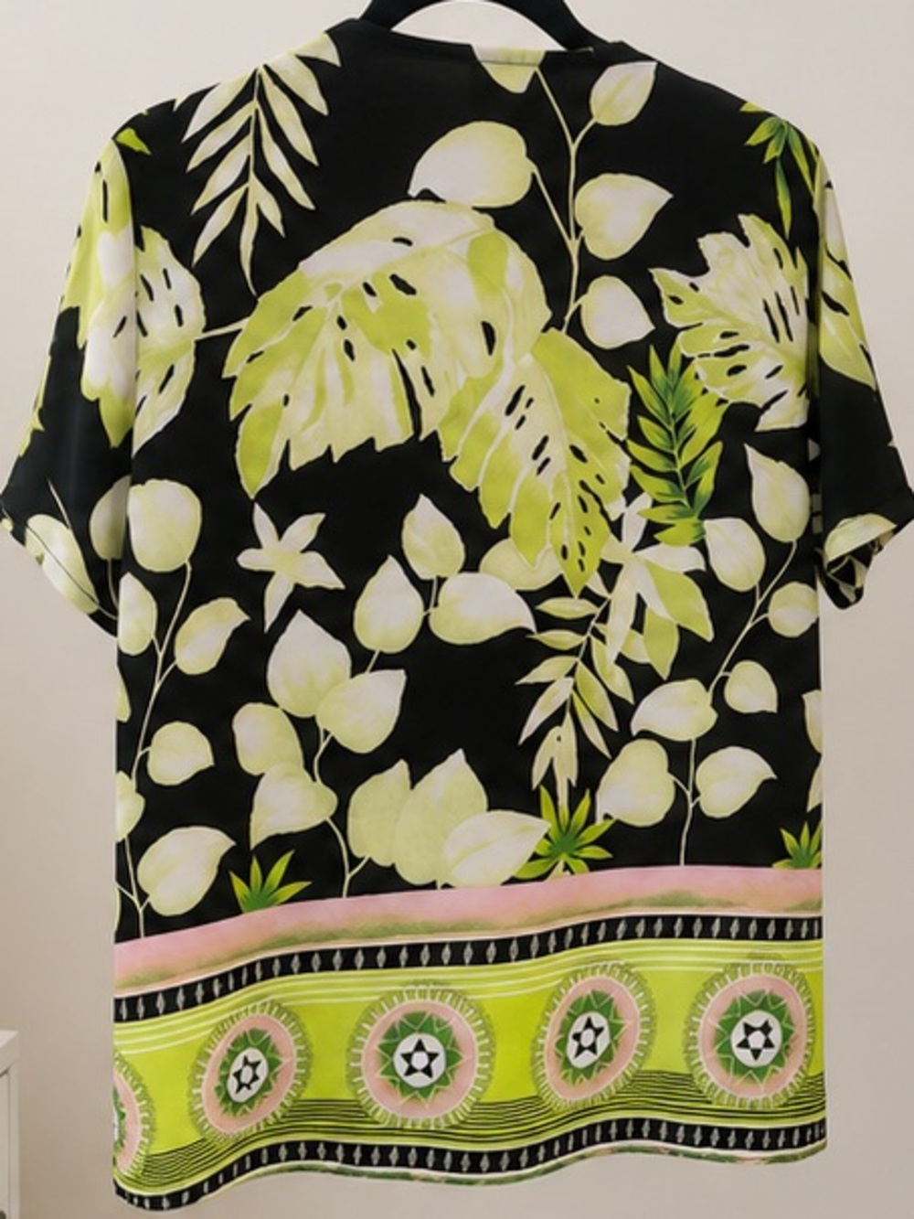 Tropical Cover-Up/ Cardigan - Picture 5 of 5